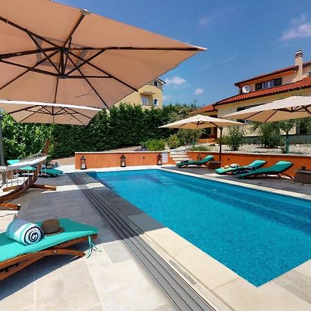Villa Oasis קוסטרנה מראה חיצוני תמונה
