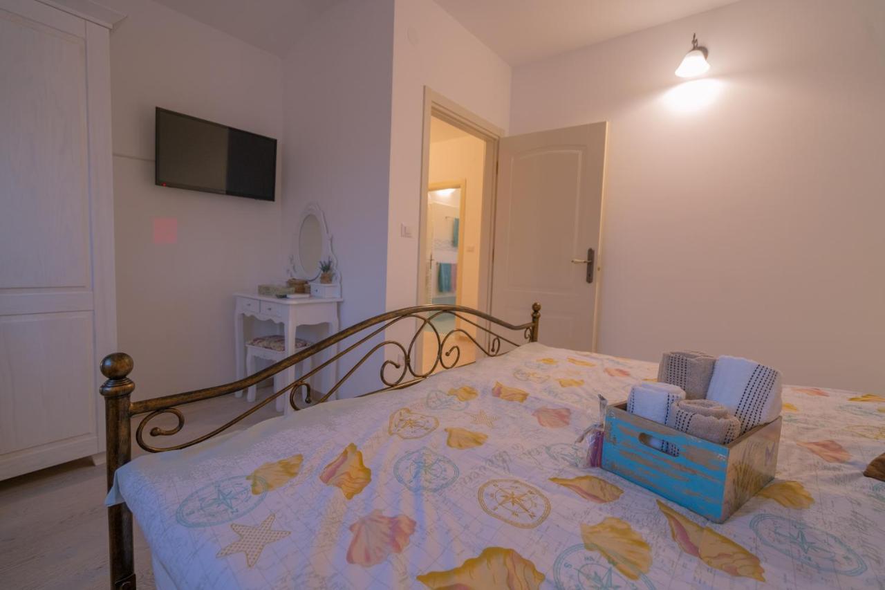 Villa Oasis קוסטרנה מראה חיצוני תמונה